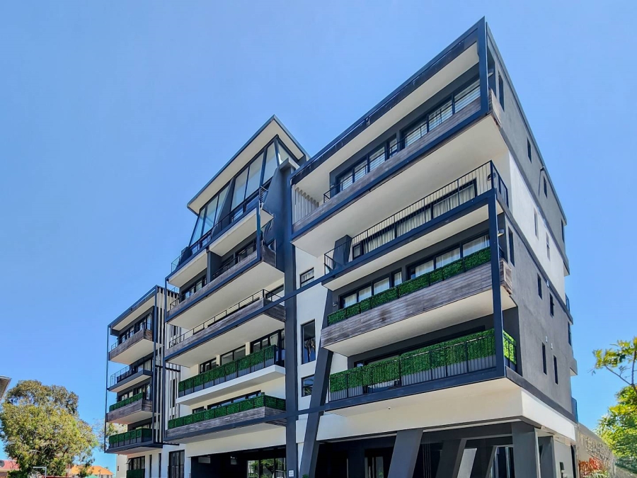 1 Bedroom Property for Sale in Sea Point Western Cape